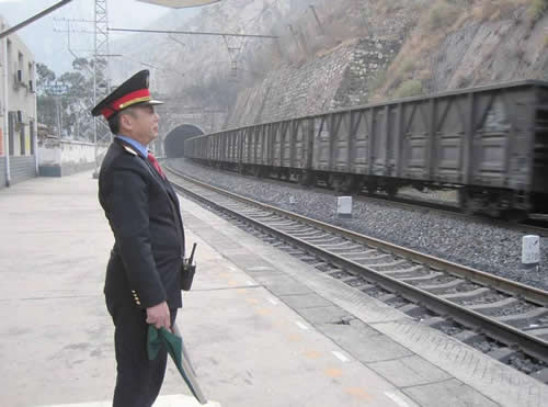 了解鐵路上的五大系統(tǒng)，車，機(jī)，工，電，輛崗位工作