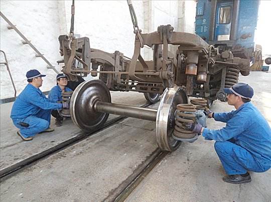 鐵道車(chē)輛運(yùn)用與檢修專(zhuān)業(yè)可以從事什么工作？